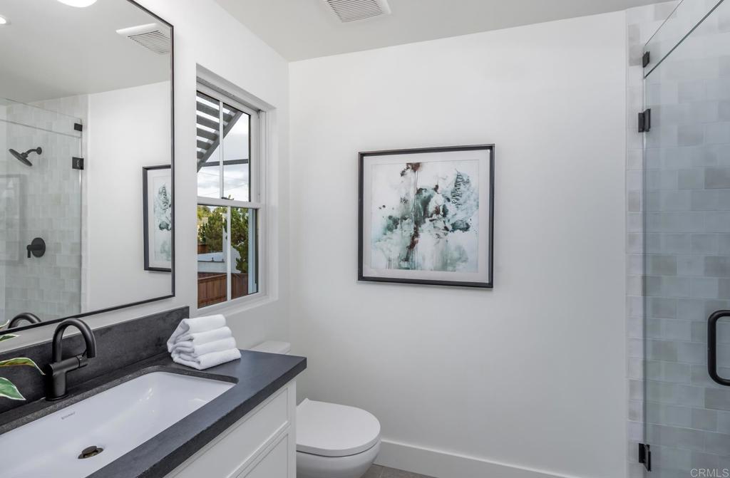 828 Conestoga Court Encinitas, CA 92024 - Photo 23 of 36 Bath