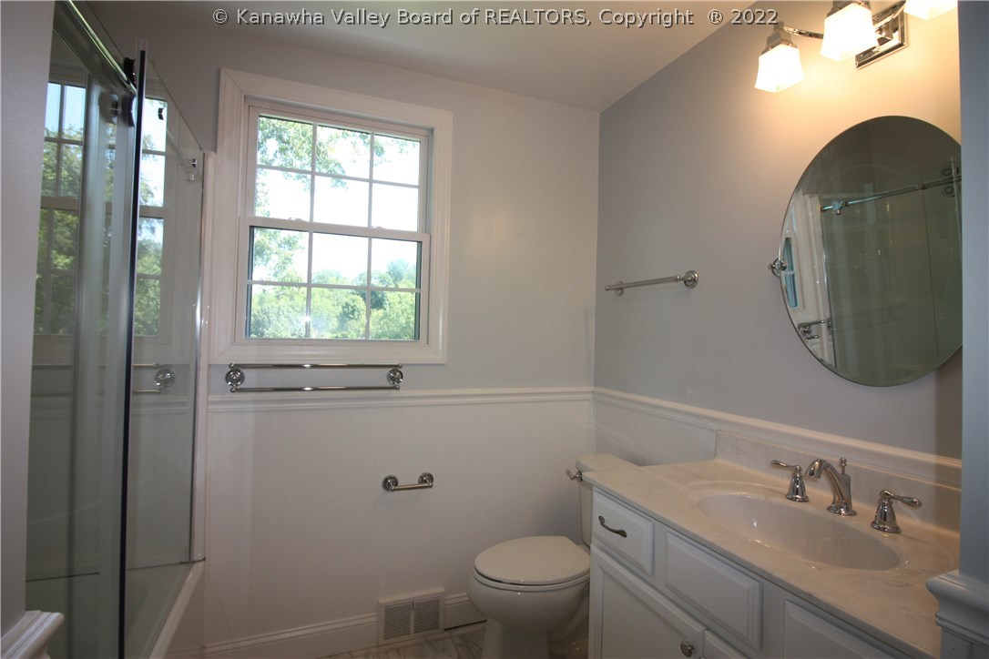 1729 Loudon Heights Road Charleston, WV 25314 - Photo 7 of 30 Gallery Image 7