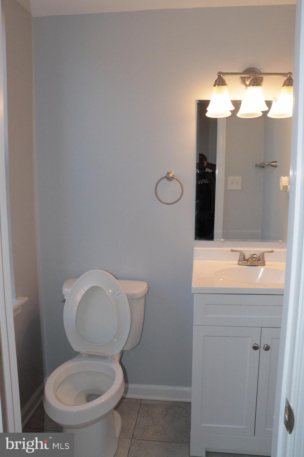 3631 Old York Road Baltimore, MD 21218 - Photo 4 of 55 Half Bath