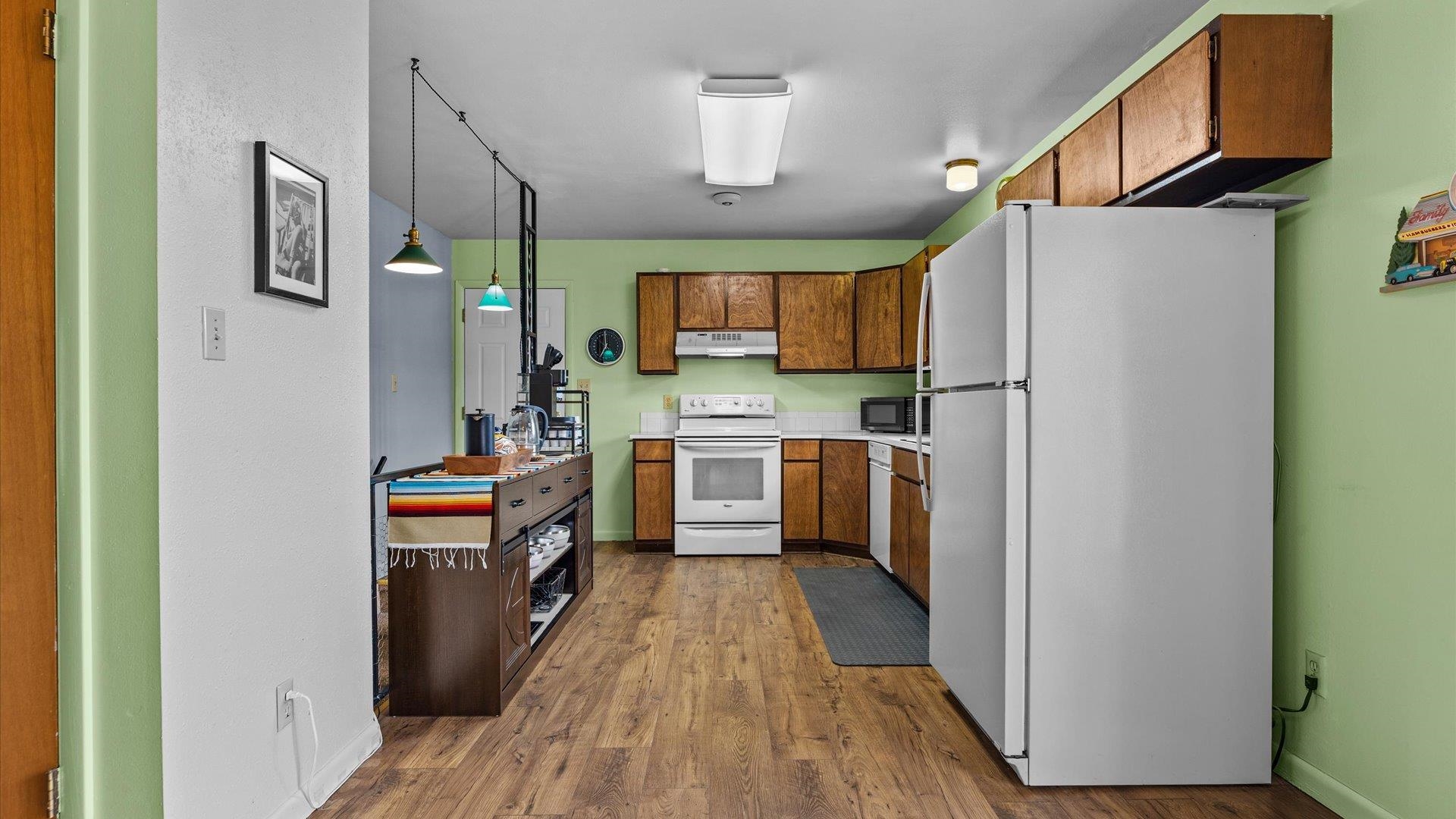1424 Dover Road Montrose, CO 81401 - Photo 8 of 42