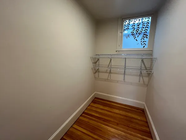 $3,200 | 1542 Commonwealth Avenue, Unit 3, Boston, MA 02135