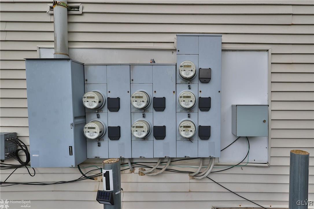 605 Ridge Street Bethlehem, PA 18015 - Photo 3 of 47 Gallery Image 3