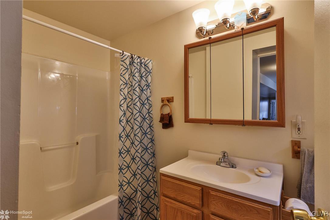 605 Ridge Street Bethlehem, PA 18015 - Photo 8 of 47 Gallery Image 8