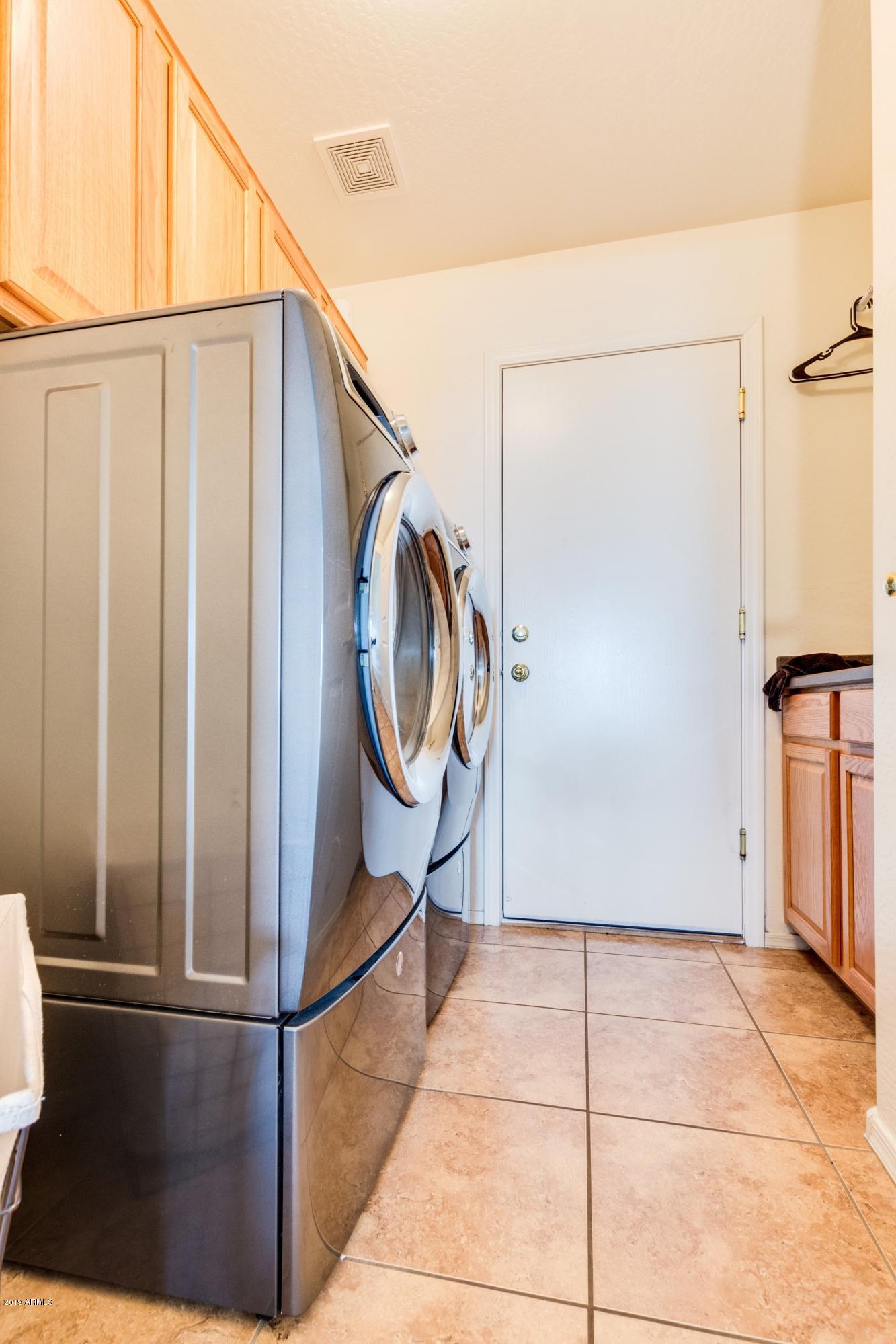 5515 West Carson Road Laveen, AZ 85339 - Photo 17 of 36 Laundry Room