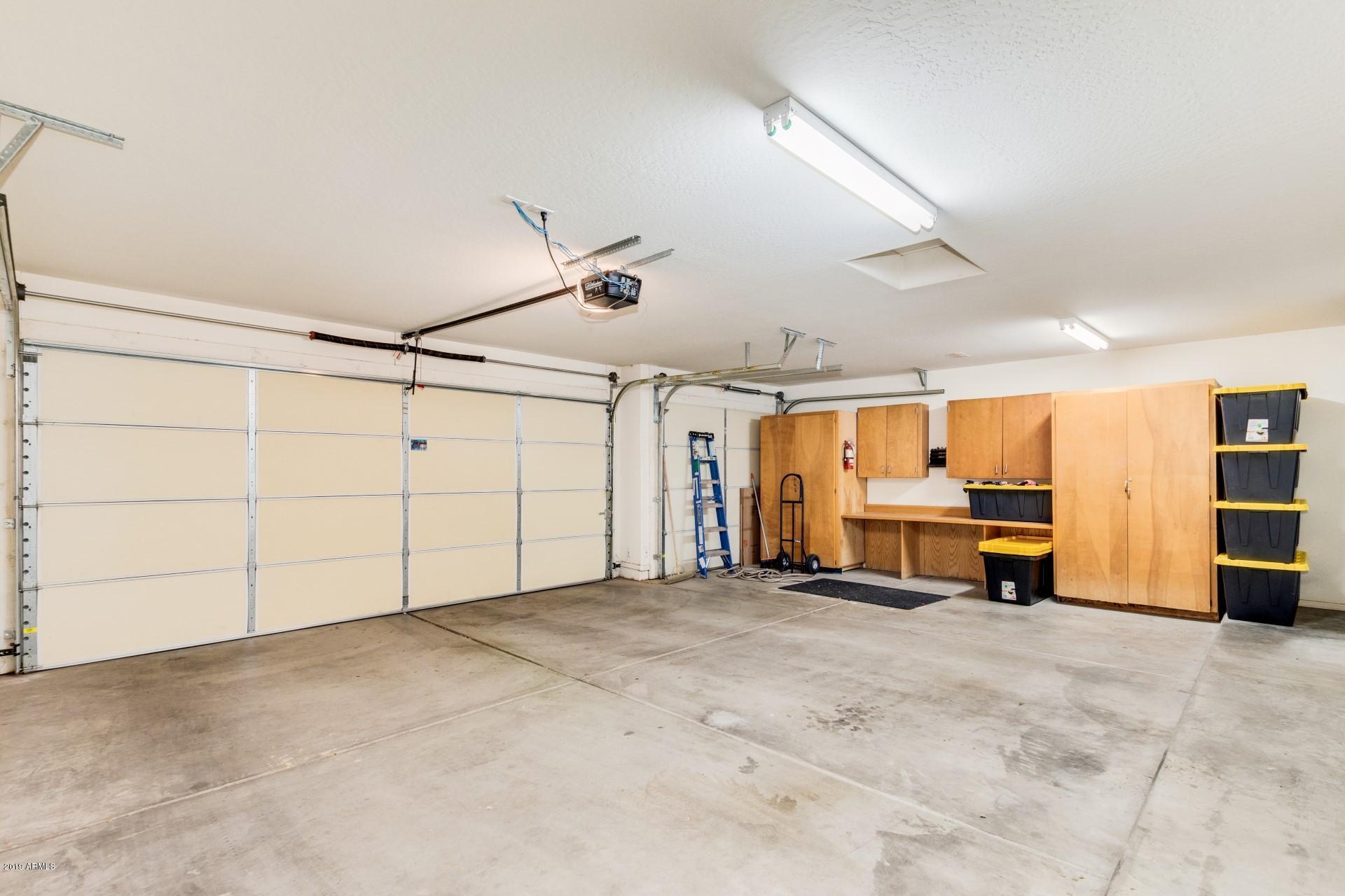 5515 West Carson Road Laveen, AZ 85339 - Photo 19 of 36 Garage 2