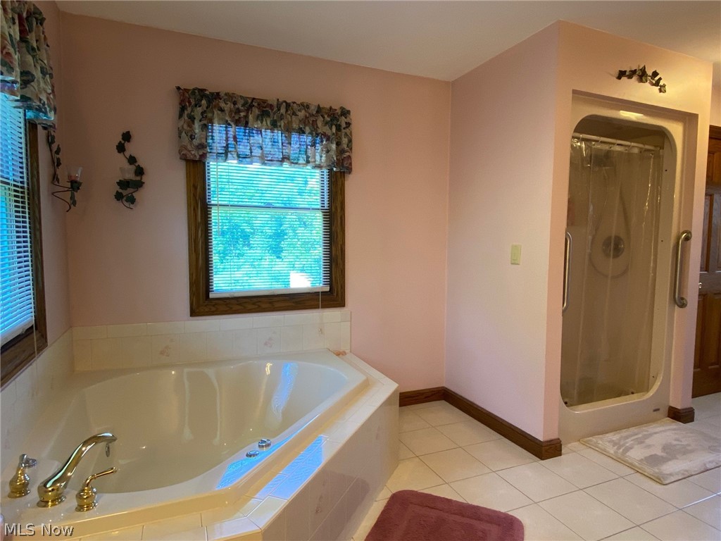 12910 Pearl Road Chardon, OH 44024 - Photo 15 of 35