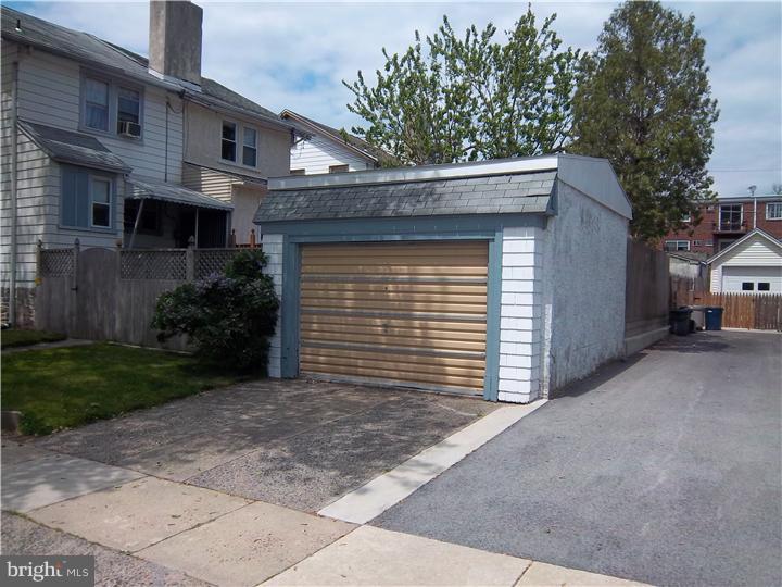 133 South Eagle Road Havertown, PA 19083 - Photo 6 of 20 Garage