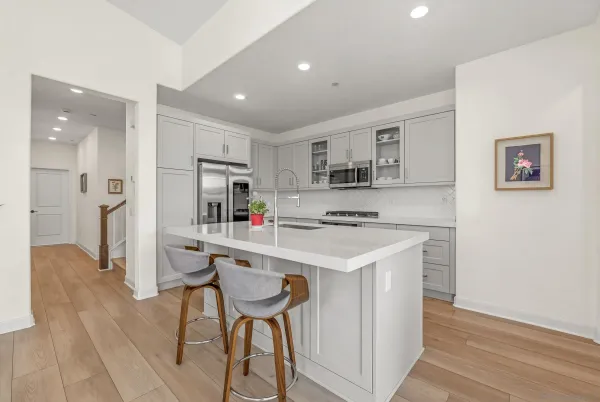 $1,378,000 | 15159 Leia Way, San Diego, CA 92129