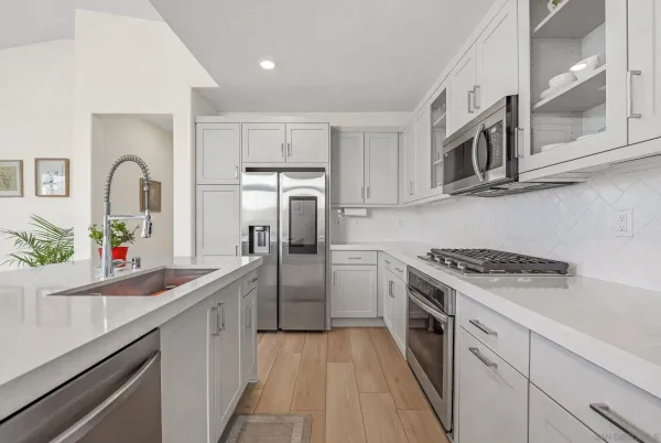 $1,378,000 | 15159 Leia Way, San Diego, CA 92129