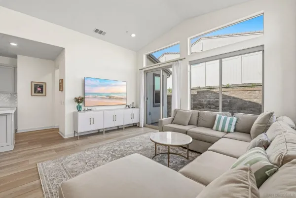 $1,378,000 | 15159 Leia Way, San Diego, CA 92129