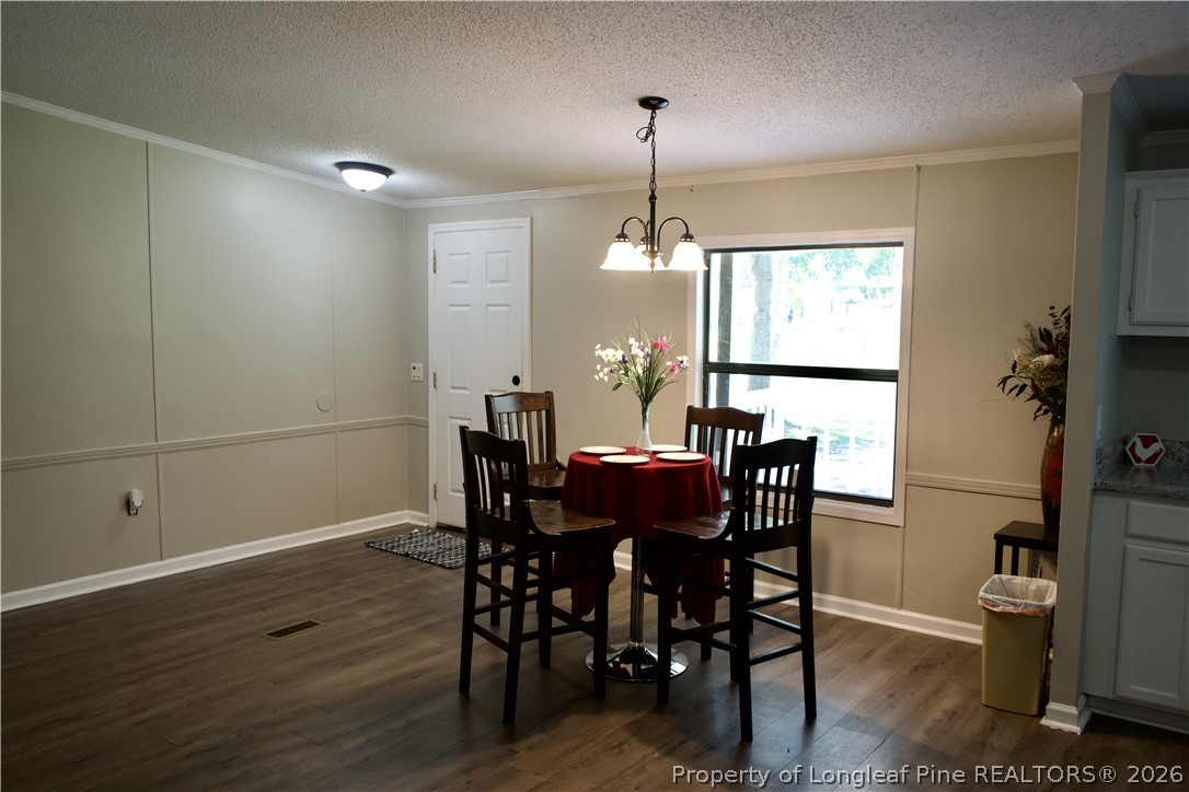 212 Grummen Road Hope Mills, NC 28348 - Photo 6 of 37 Dining Area