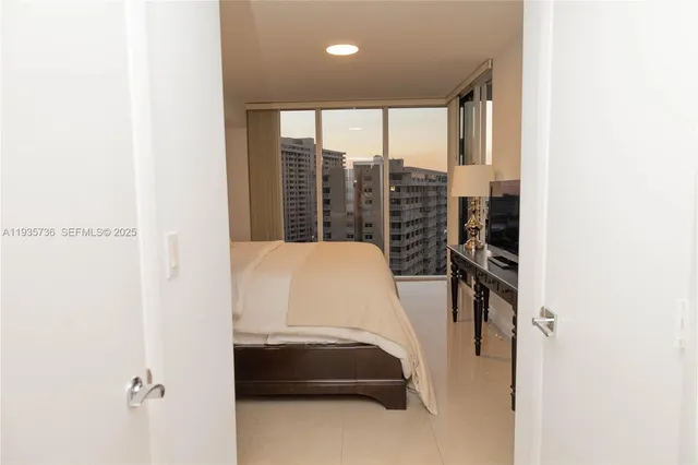 $895,000 | 1800 South Ocean Drive, Unit 908, Hallandale Beach, FL 33009