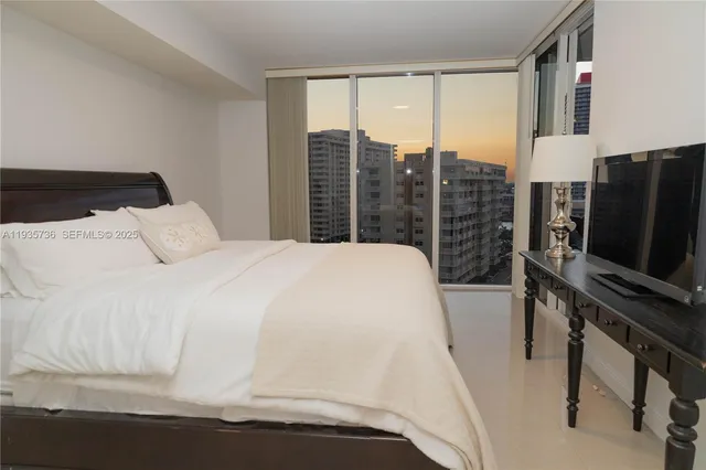 $895,000 | 1800 South Ocean Drive, Unit 908, Hallandale Beach, FL 33009