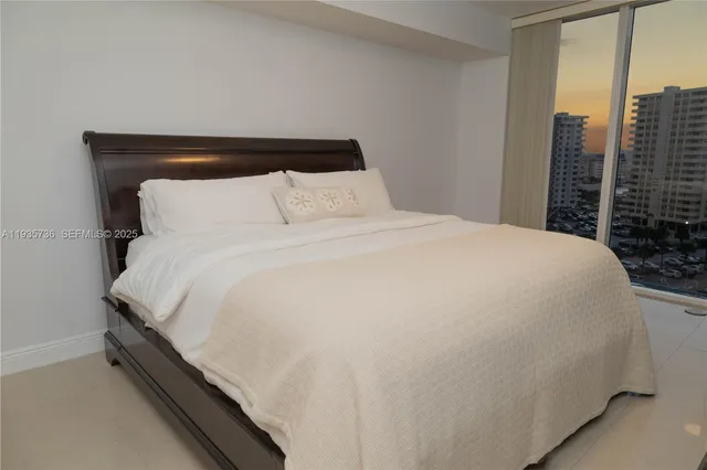 $895,000 | 1800 South Ocean Drive, Unit 908, Hallandale Beach, FL 33009