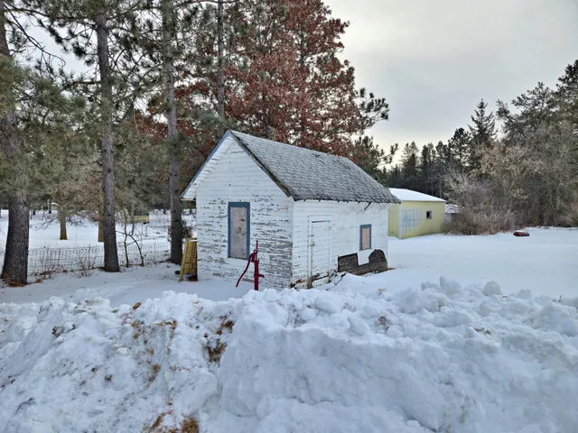 $160,000 | 738 1st Street Northeast, Menahga, MN 56464