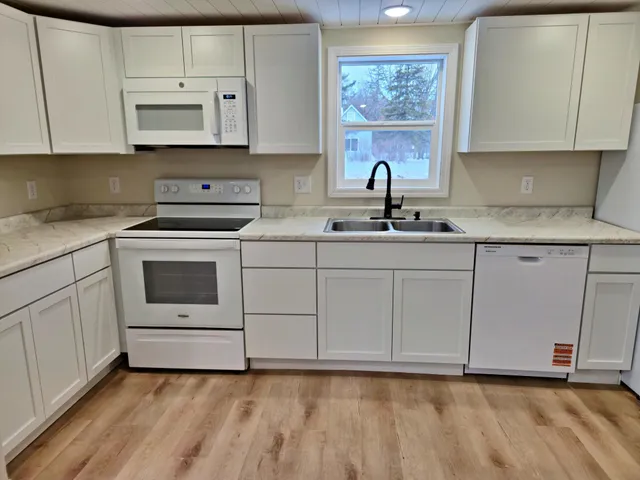 $160,000 | 738 1st Street Northeast, Menahga, MN 56464