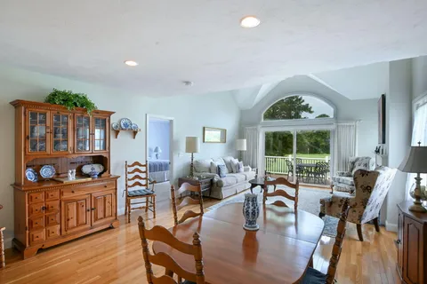 $799,000 | 16 Amberwood Court, Bourne, MA 02532