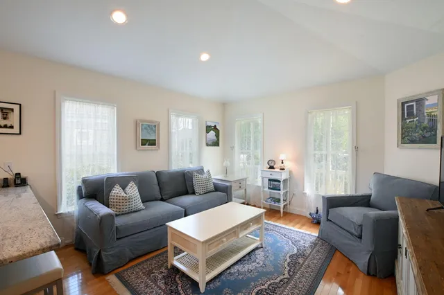 $799,000 | 16 Amberwood Court, Bourne, MA 02532