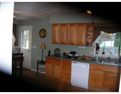 174 Summer Street Woonsocket, RI 02895 - Photo 4 of 9 Kitchen.