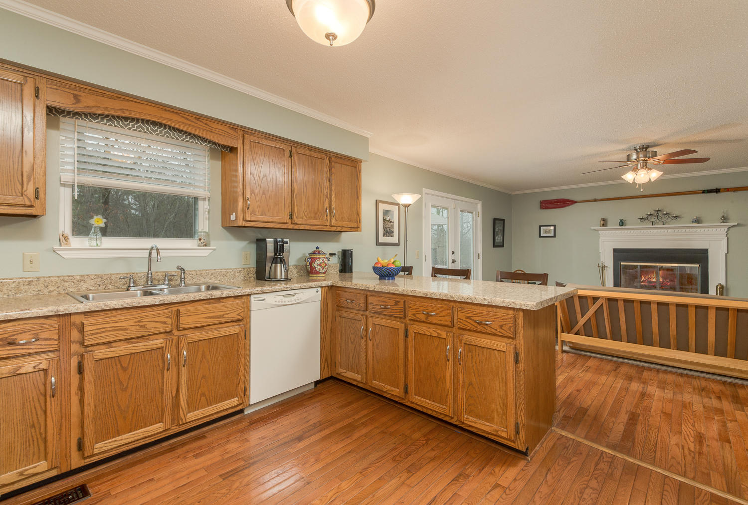 705 Hurricane Ridge Circle Chattanooga, TN 37421 - Photo 12 of 30 Kitchen to Den.jpg