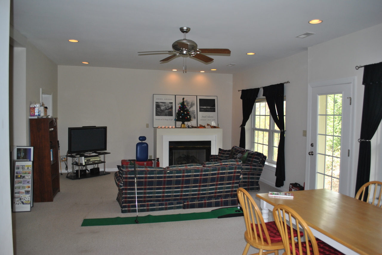 3015 Burnleigh Road Southwest Roanoke, VA 24014 - Photo 11 of 15 Family Room - Basement