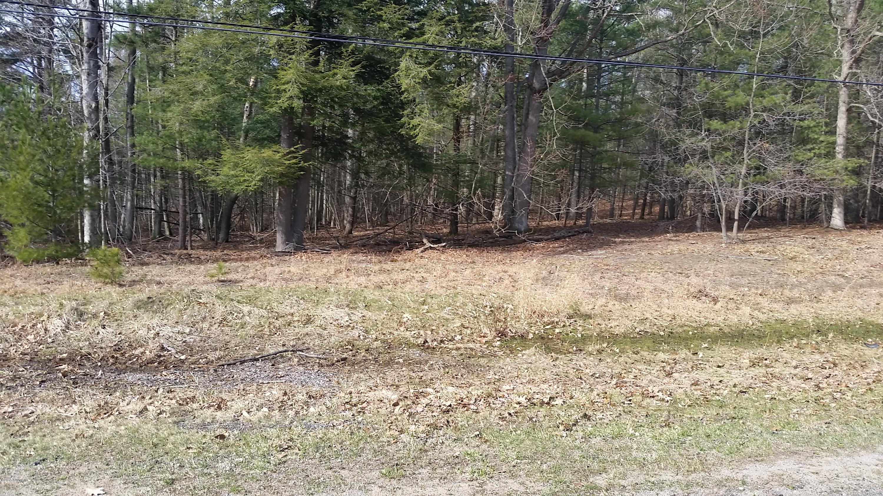 4800 West Decker Road Ludington, MI 49431 - Photo 2 of 8 decker1