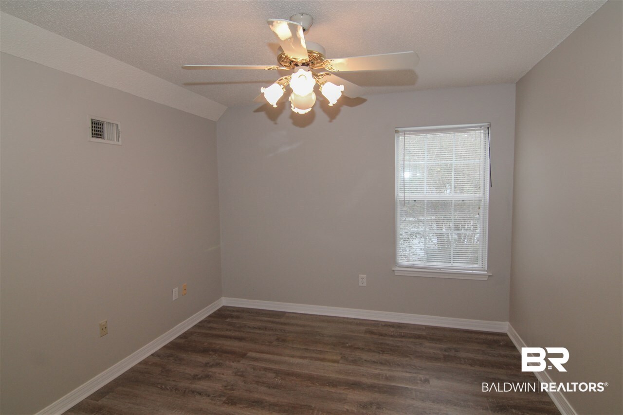 214 Maplewood Loop Daphne, AL 36526 - Photo 14 of 26