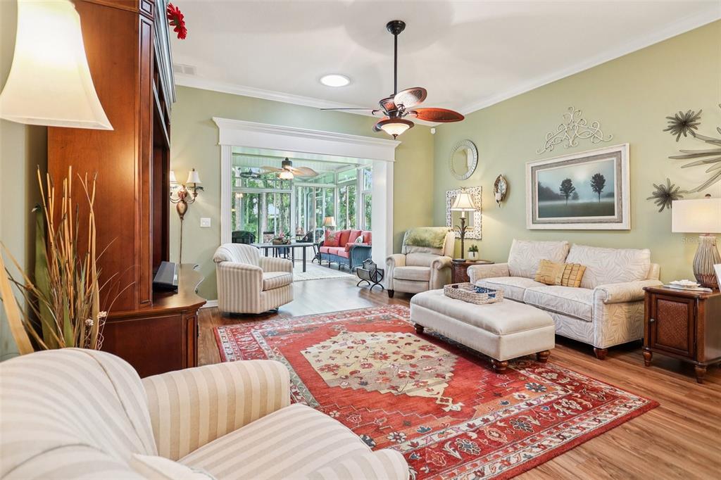 2512 Baywater Road Tavares, FL 32778 - Photo 4 of 75