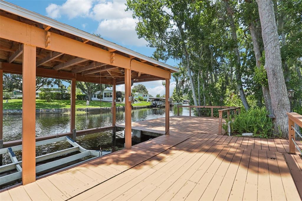 2512 Baywater Road Tavares, FL 32778 - Photo 42 of 75