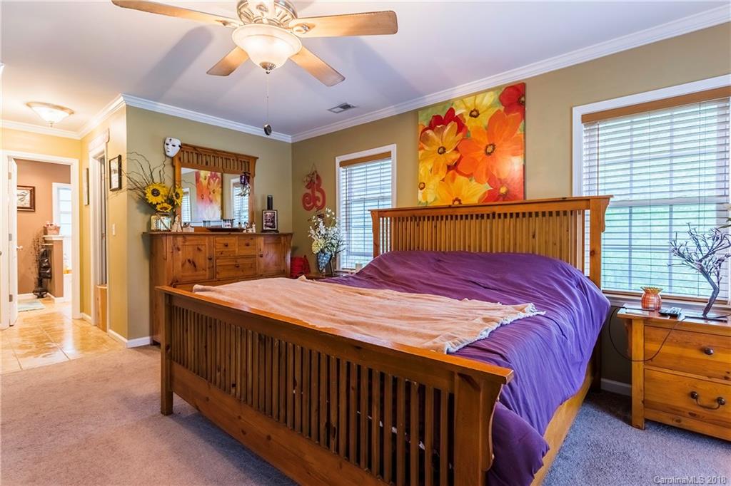 52 Wayward Path Candler, NC 28715 - Photo 9 of 15 Gallery Image 9