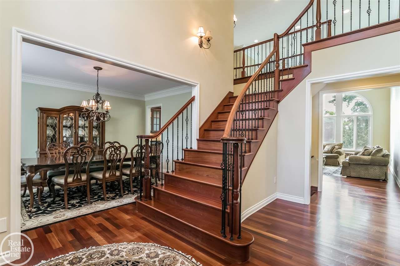 895 Quarry Drive Rochester Hills, MI 48306 - Photo 4 of 49