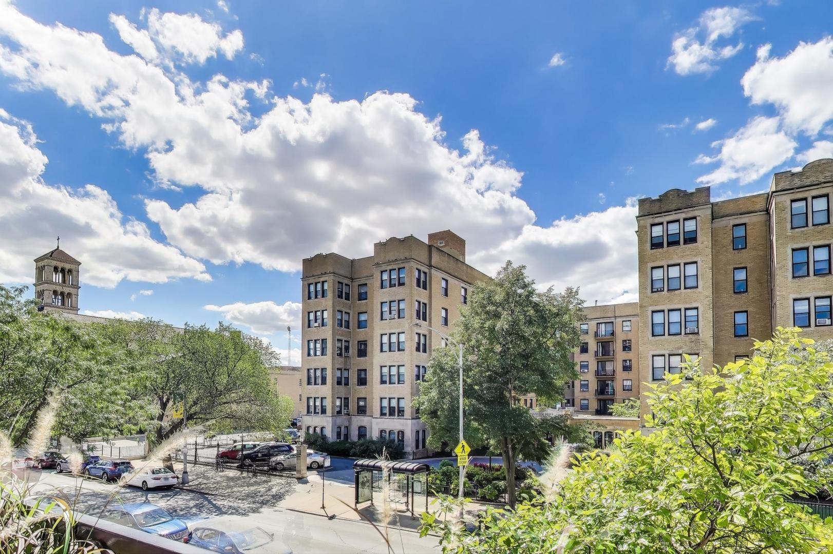 4301 North Sheridan Road, Unit 202 Chicago, IL 60613 - Photo 24 of 28 Gallery Image 24