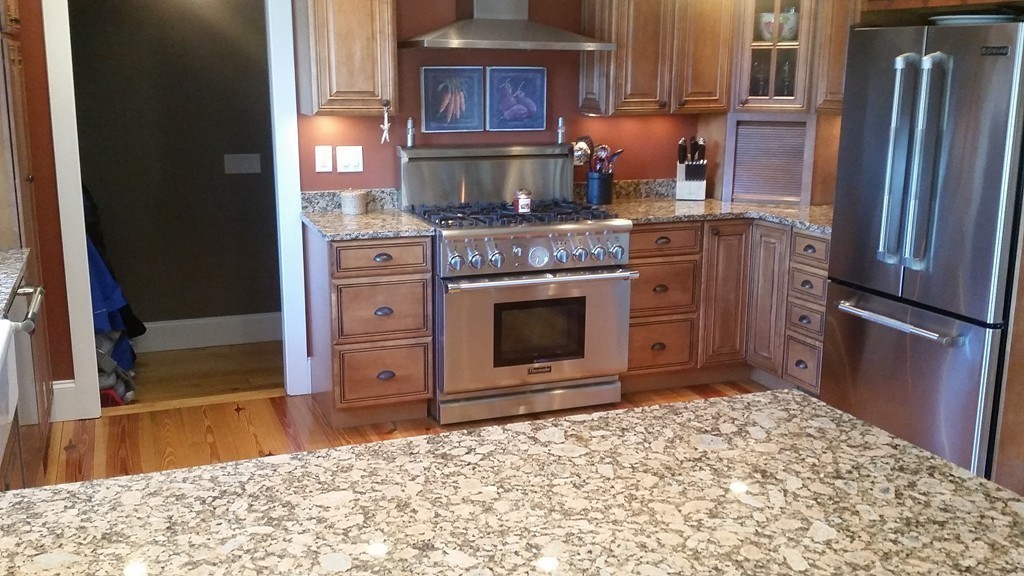 28 Kenney Road Middleton, MA 01949 - Photo 3 of 27 Gallery Image 3