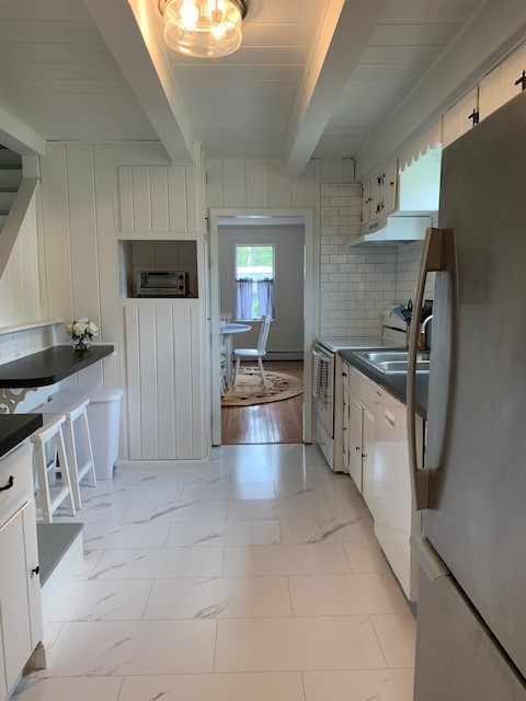 154 Andrew Comstock Road Warwick, RI 02886 - Photo 18 of 27