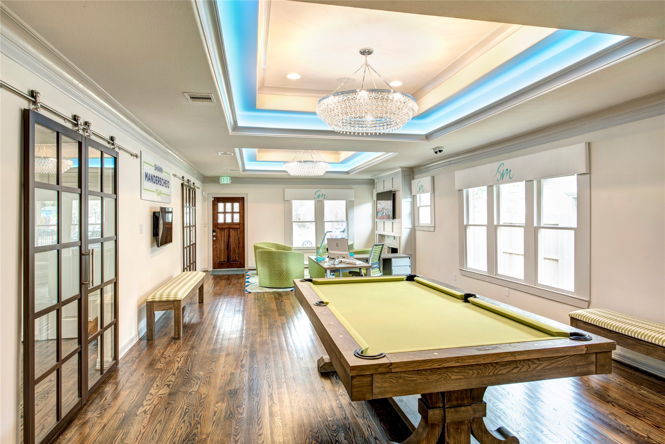 638 Heights Boulevard Houston, TX 77007 - Photo 15 of 49 a room with pool table and wooden floor