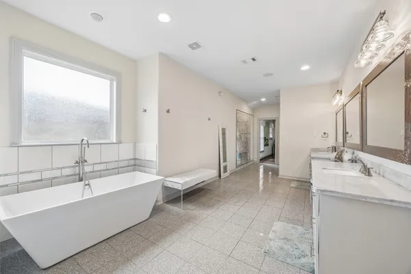 $1,995,000 | 638 Heights Boulevard, Houston, TX 77007