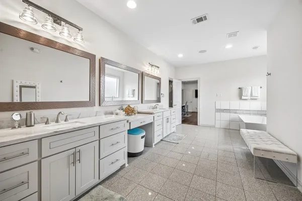 $1,995,000 | 638 Heights Boulevard, Houston, TX 77007