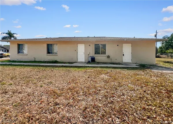 $1,299 | 2239 Iris Way, Fort Myers, FL 33905