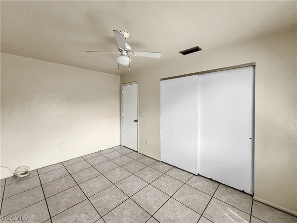 $1,299 | 2239 Iris Way, Fort Myers, FL 33905