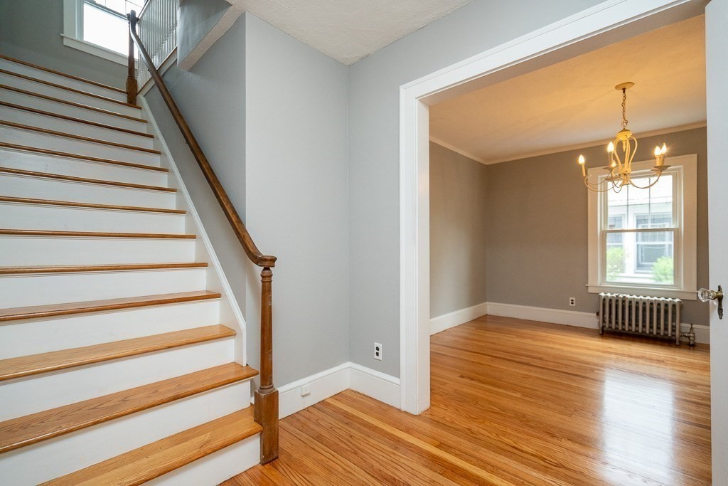 112 Manchester Terrace Springfield, MA 01108 - Photo 4 of 38