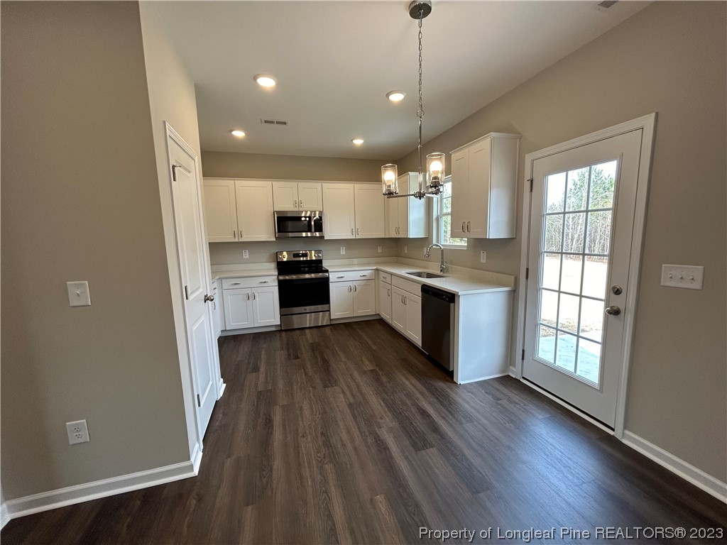 276 Ray Byrd Road Lillington, NC 27546 - Photo 11 of 33 Gallery Image 11