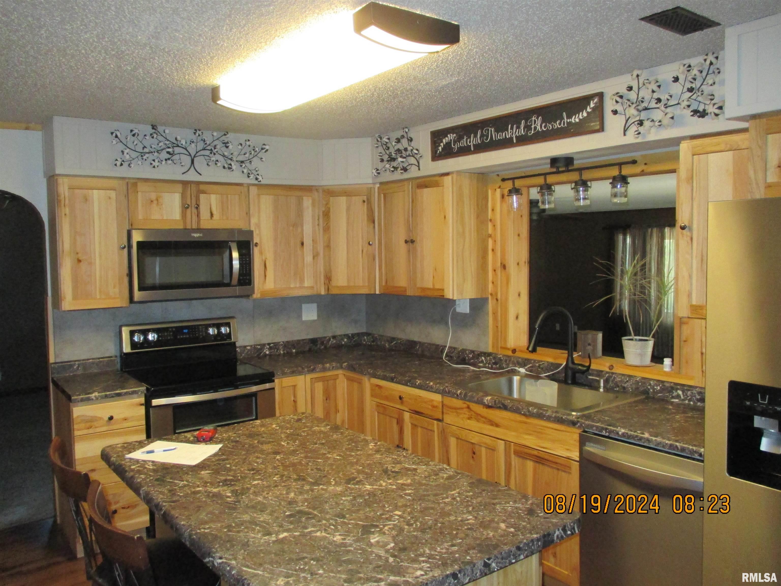 1104 Race Track Road Centralia, IL 62801 - Photo 15 of 26