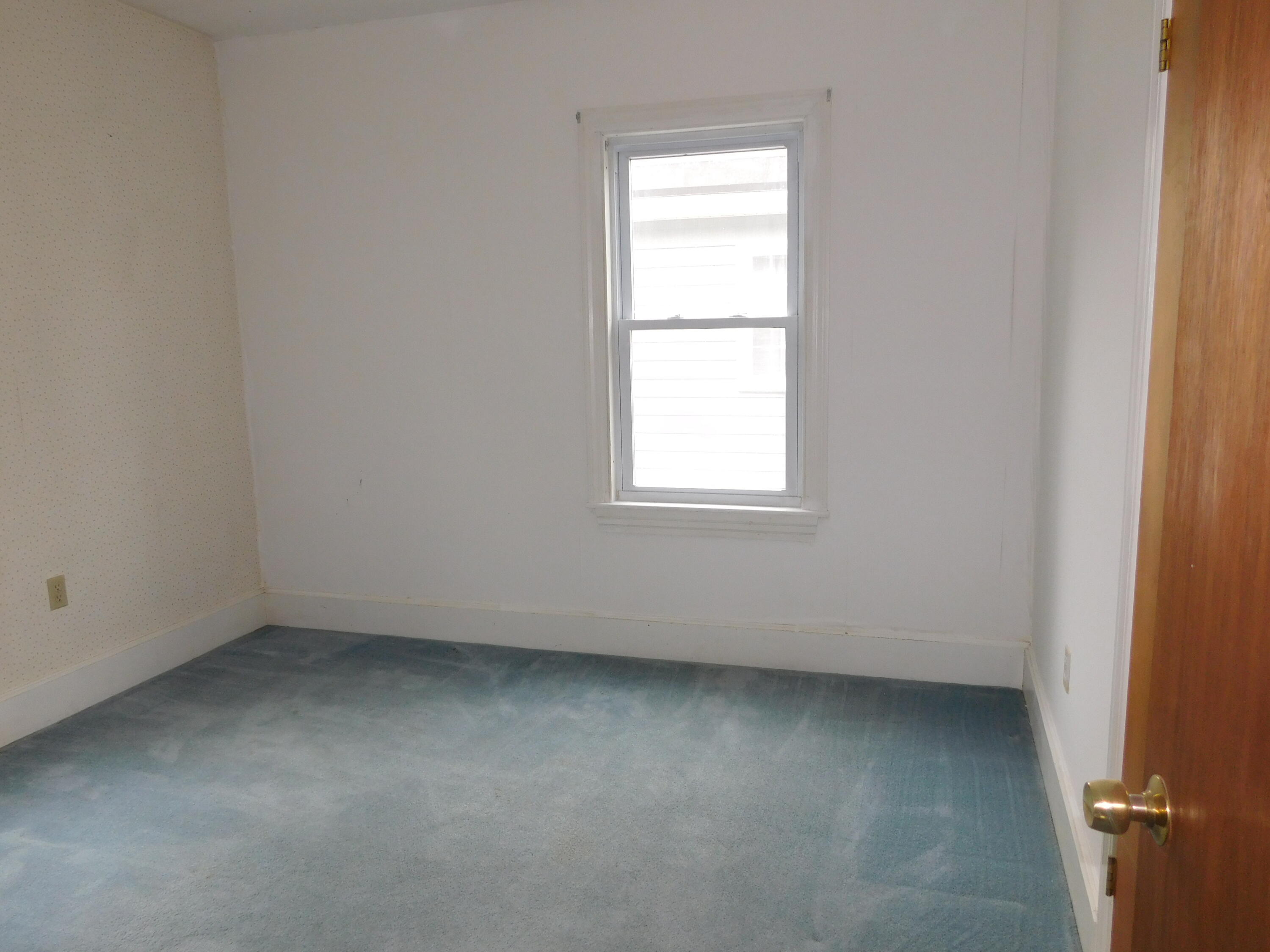 159 7th Street Bangor, ME 04401 - Photo 27 of 33 DSCN8606