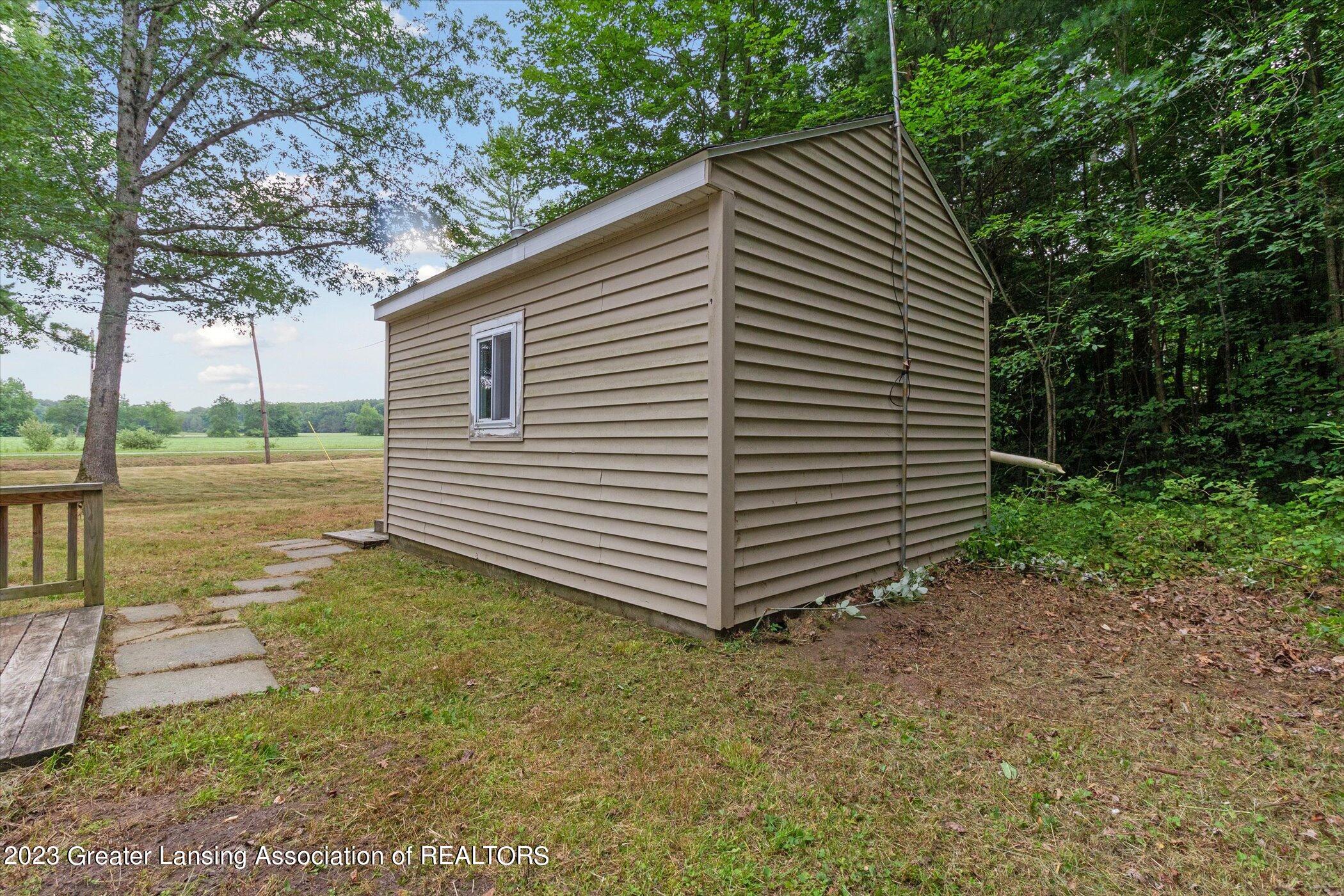 4156 Dilling Road Brethren, MI 49619 - Photo 5 of 29 03-4156-Dilling-Rd-Brethren-MI-49619-Win