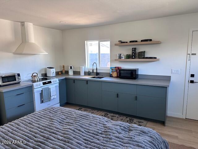 8049 North 10th Street Phoenix, AZ 85020 - Photo 30 of 40 a kitchen with a sink cabinets and window