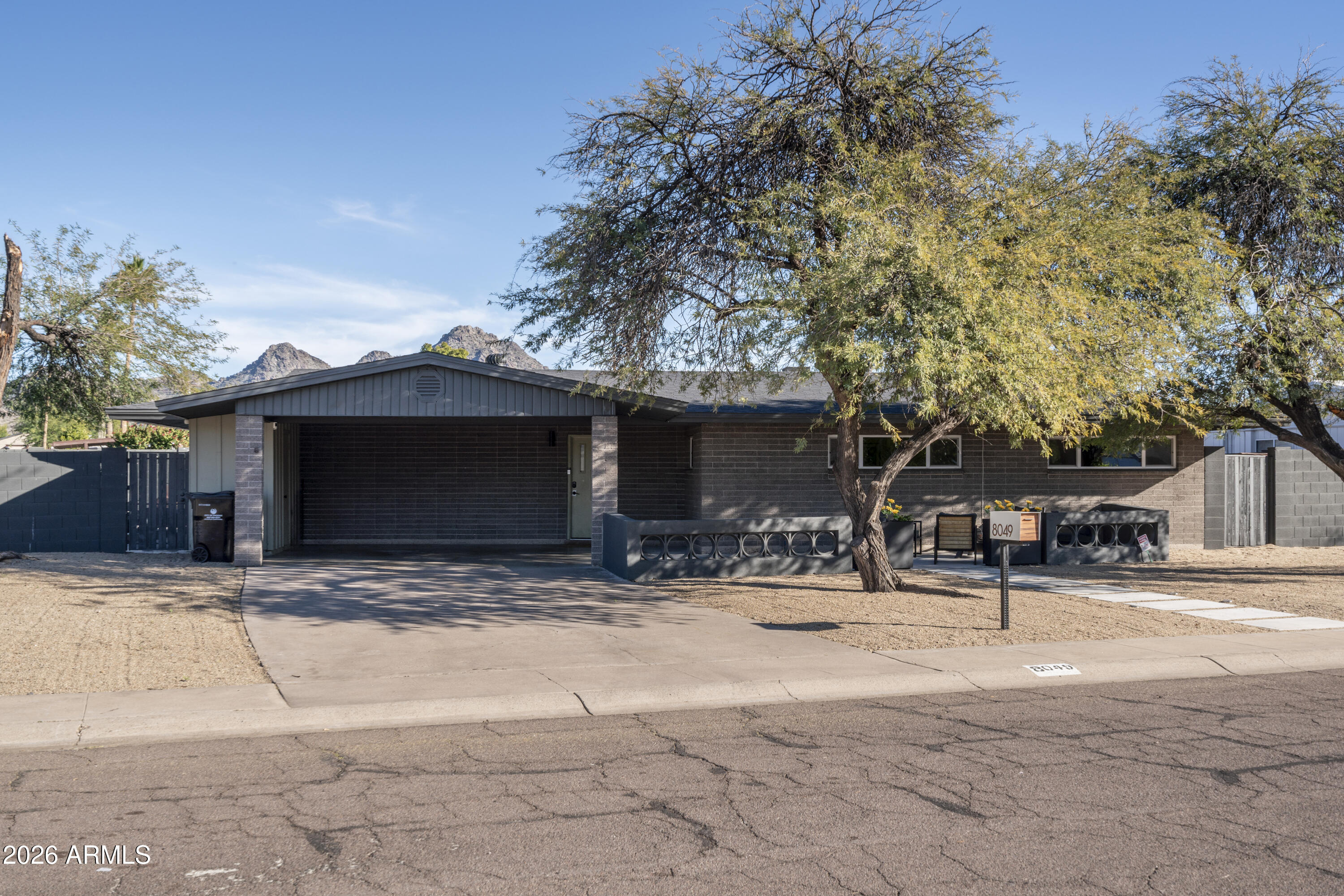8049 North 10th Street Phoenix, AZ 85020 - Photo 39 of 40 a view of outdoor space yard and patio