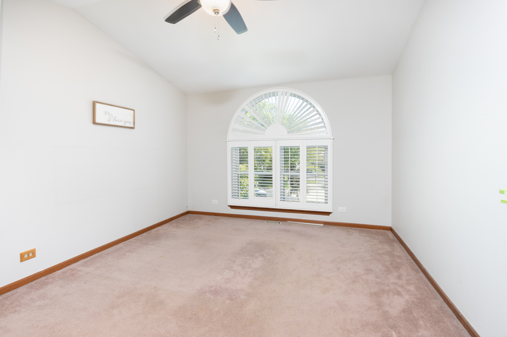 8 Raintree Court Cary, IL 60013 - Photo 10 of 28 Gallery Image 10