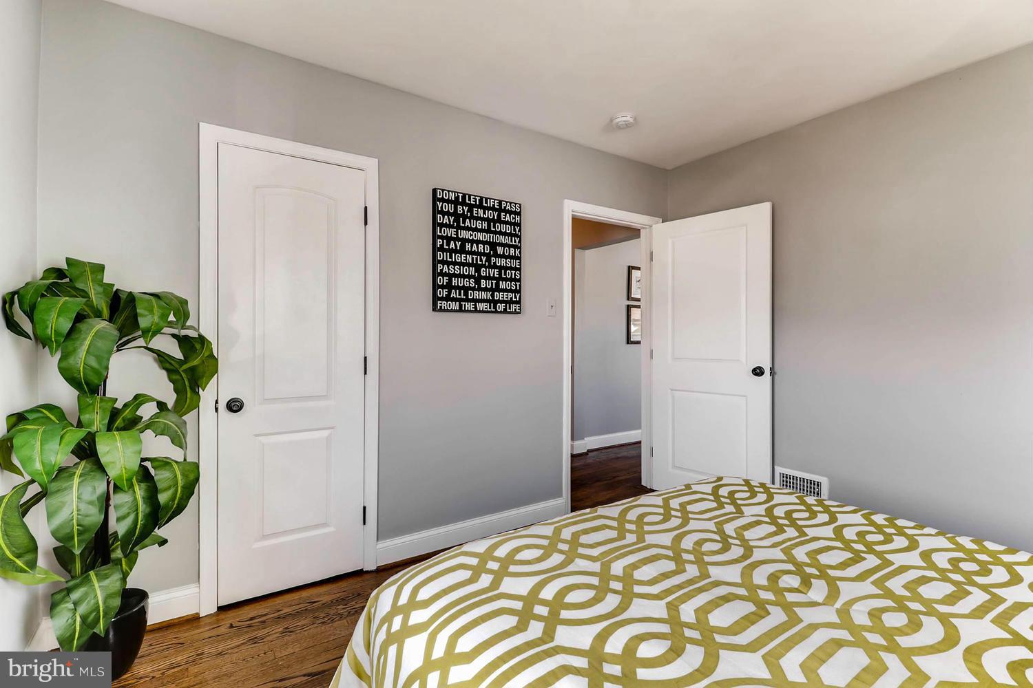 343 Cresswell Road Baltimore, MD 21225 - Photo 16 of 28 Interior (General)