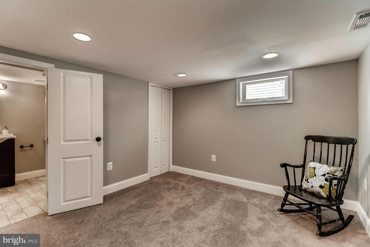 343 Cresswell Road Baltimore, MD 21225 - Photo 17 of 28 Interior (General)