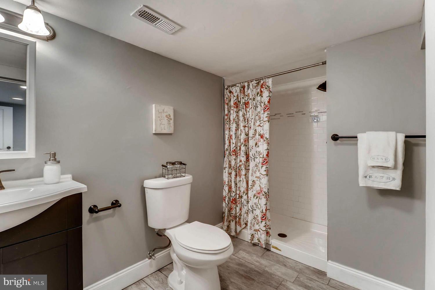343 Cresswell Road Baltimore, MD 21225 - Photo 20 of 28 Interior (General)